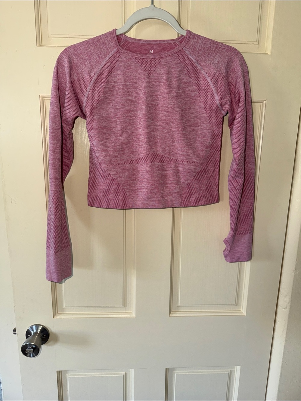 NVGTN Heathered Rose Seamless Long-Sleeve Crop Sweatshirt